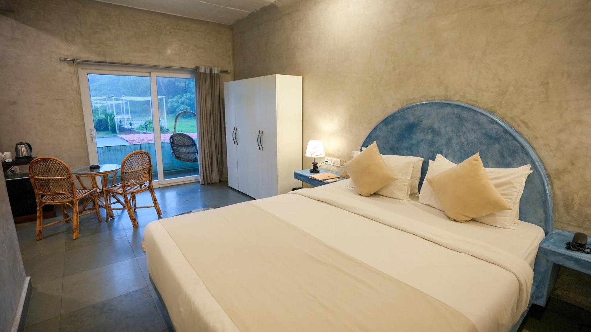 Whiteflower Resort Морджим Екстериор снимка